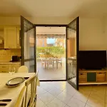 דירה 400m Dal Mare Giardino - Wifi - A/c - Posto Auto לואנו