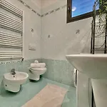 400m Dal Mare Giardino - Wifi - A/c - Posto Auto * לואנו