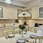 דירה 400m Dal Mare Giardino - Wifi - A/c - Posto Auto לואנו