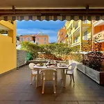 דירה 400m Dal Mare Giardino - Wifi - A/c - Posto Auto