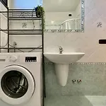 400m Dal Mare Giardino - Wifi - A/c - Posto Auto * לואנו