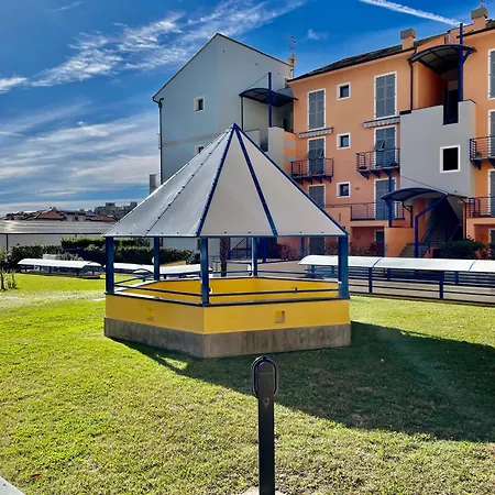 400m Dal Mare Giardino - Wifi - A/c - Posto Auto *