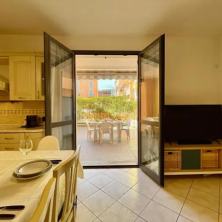 Appartement 400m Dal Mare Giardino - Wifi - A/c - Posto Auto Loano