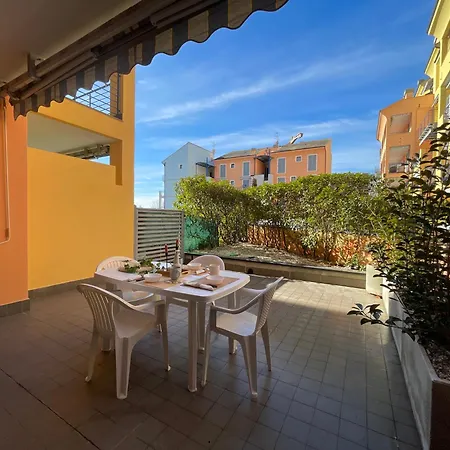 Апартаменты 400m Dal Mare Giardino - Wifi - A/c - Posto Auto Лоано